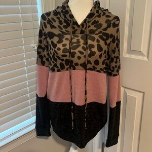 Sweater with Hood Cheetah Color Block